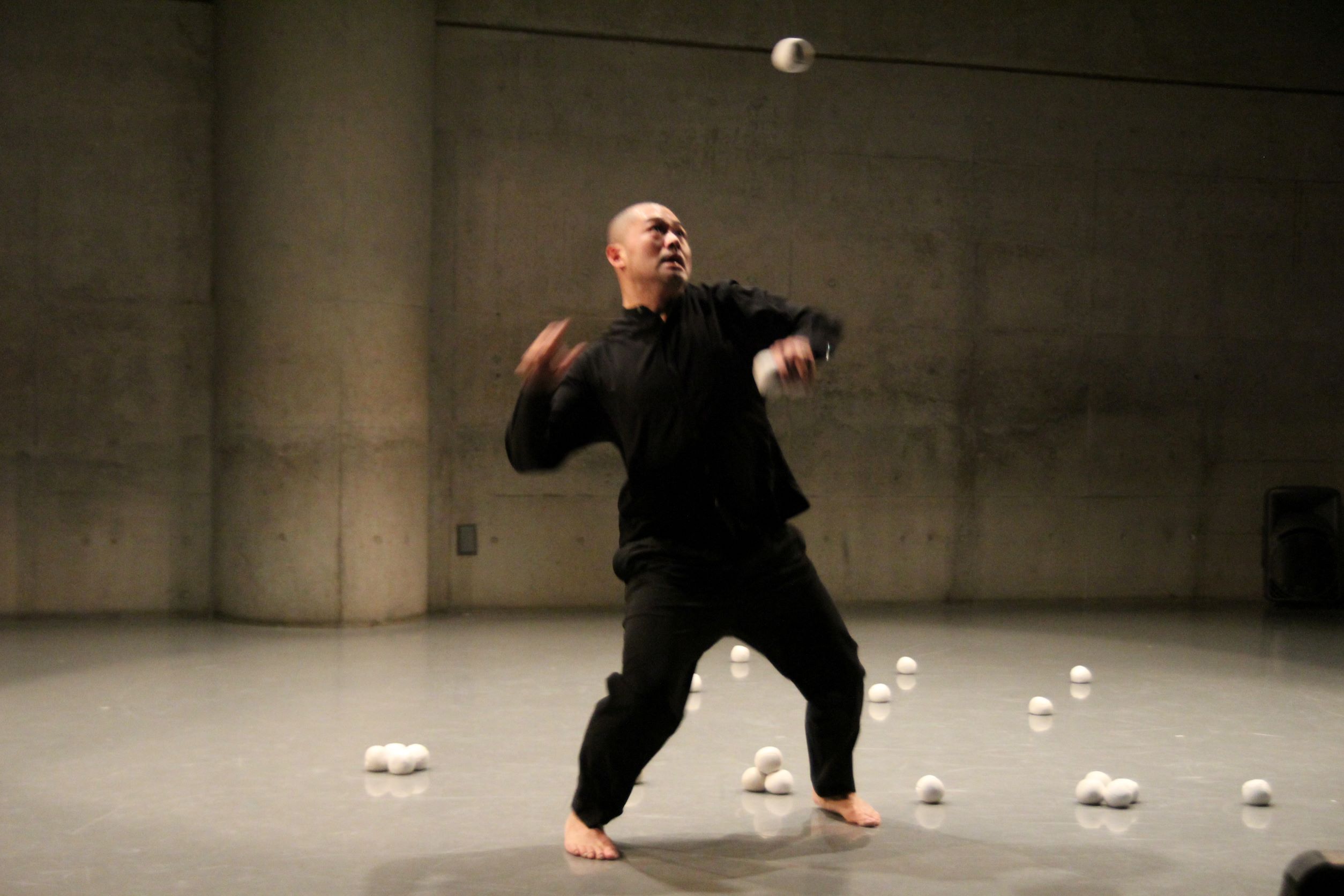 セッションハウス,スタジオ,アート,ギャラリー,ダンス,レッスン,教室,コンテンポラリーダンス,バレエ,21フェス,マドモアゼル・シネマ,ワークショップ,ダンスクラス,伊藤直子,近藤良平,東京,神楽坂,劇場,小劇場